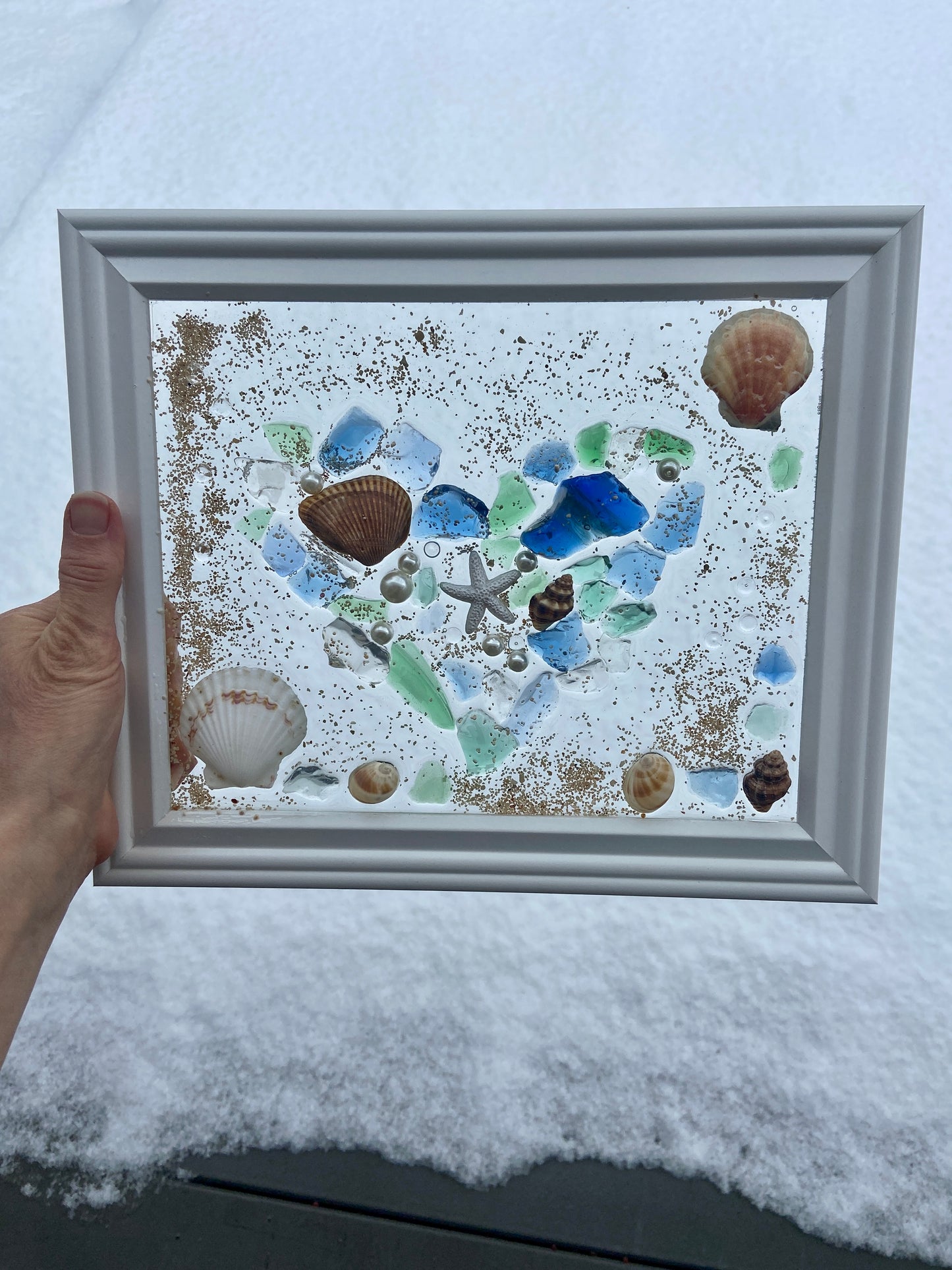 Resin Art Workshop: Beach/Buffalo/Flower Designs . Thursday April 9 . Nickel City BrewZ