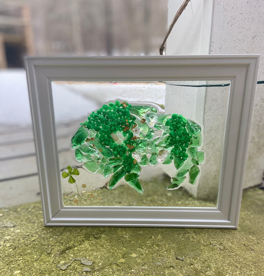 Resin Art Workshop: St. Patrick's Day Designs . Tuesday March 10 . The Ridge West Seneca