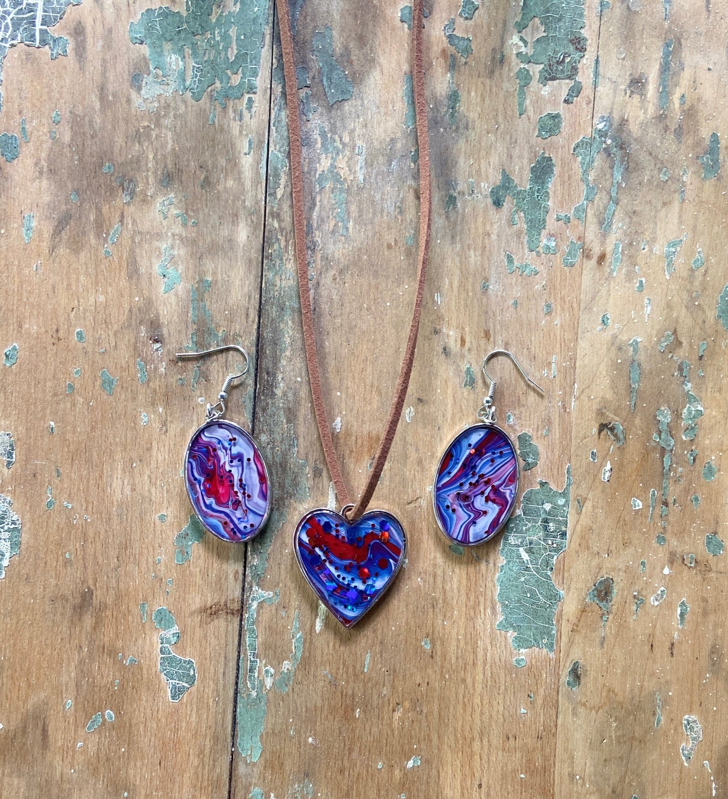 Resin Jewelry Workshop . Wednesday August 23 . Coyote Cafe