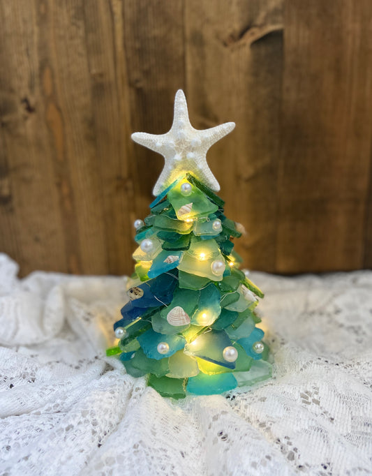 Sea Glass Christmas Tree Workshop . Thursday December 5 . BriarBrothers Brewing Co.