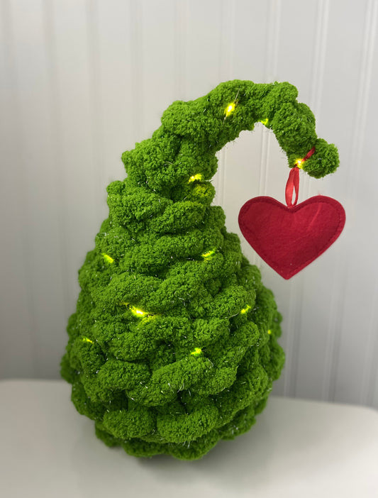 Chunky Knit Mean Green Tree Workshop . Tuesday November 17 . BestCellar Book Bar