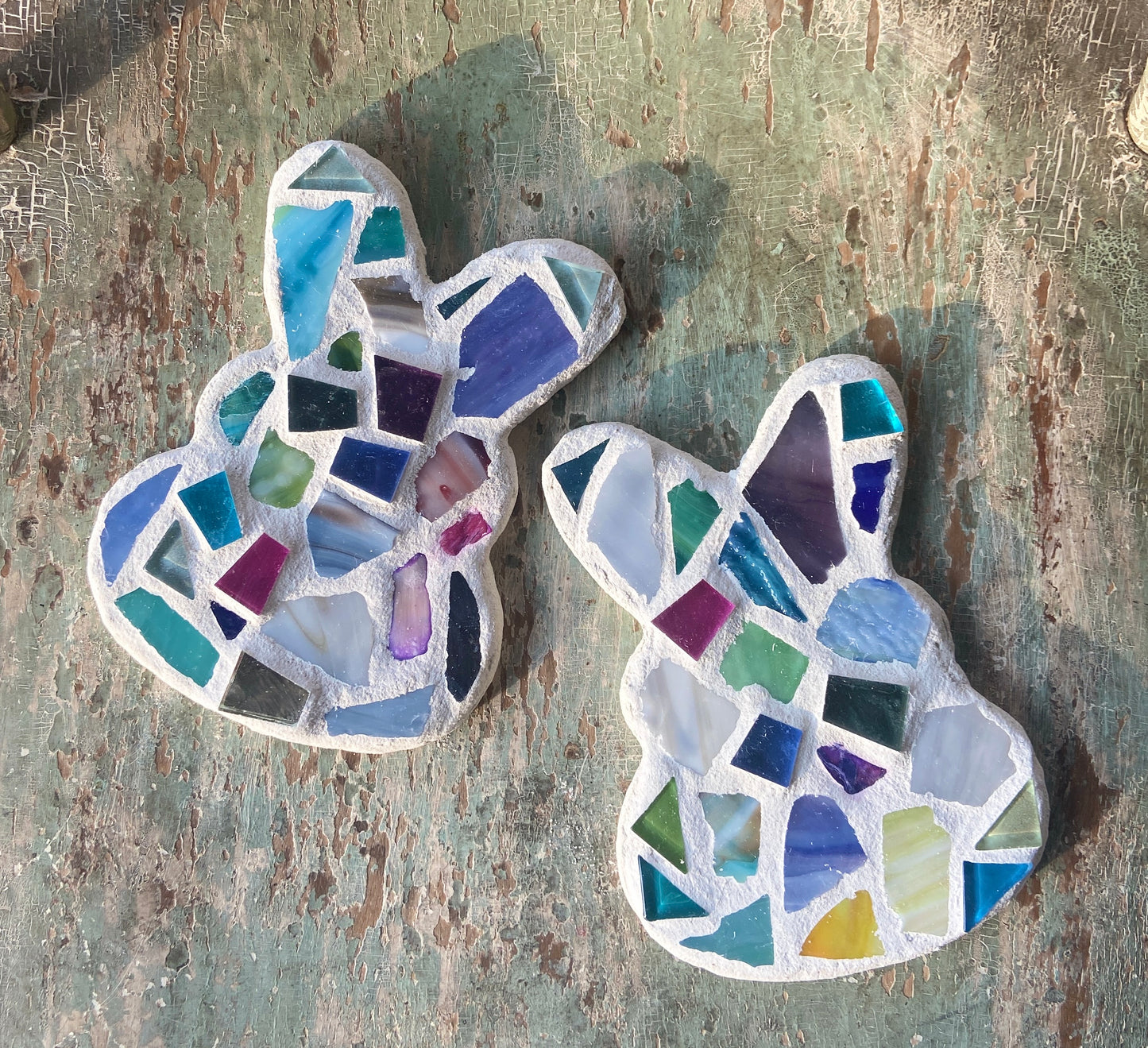 Mosaic Workshop: Buffalo or Peep Bunny Plaque . Thursday April 2 . BriarBrothers Brewing Co.
