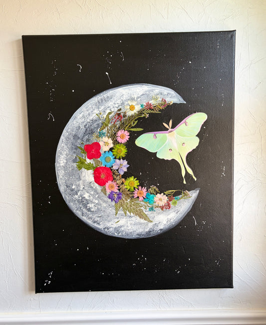 Mixed Media Pressed Flower Moon Acrylic Painting Workshop . Thursday June 4 . Nickel City BrewZ