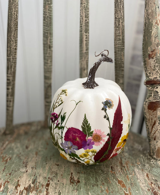 Pressed Flower Pumpkins Workshop . Tuesday October 29 . First Line Brewing